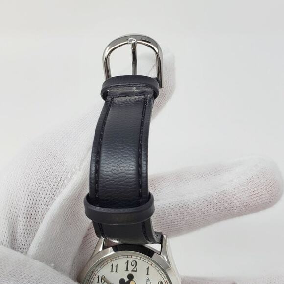 Disney 75 Years w/ Mickey Mouse Silver-Toned Watch Like-New - Picture 8 of 14